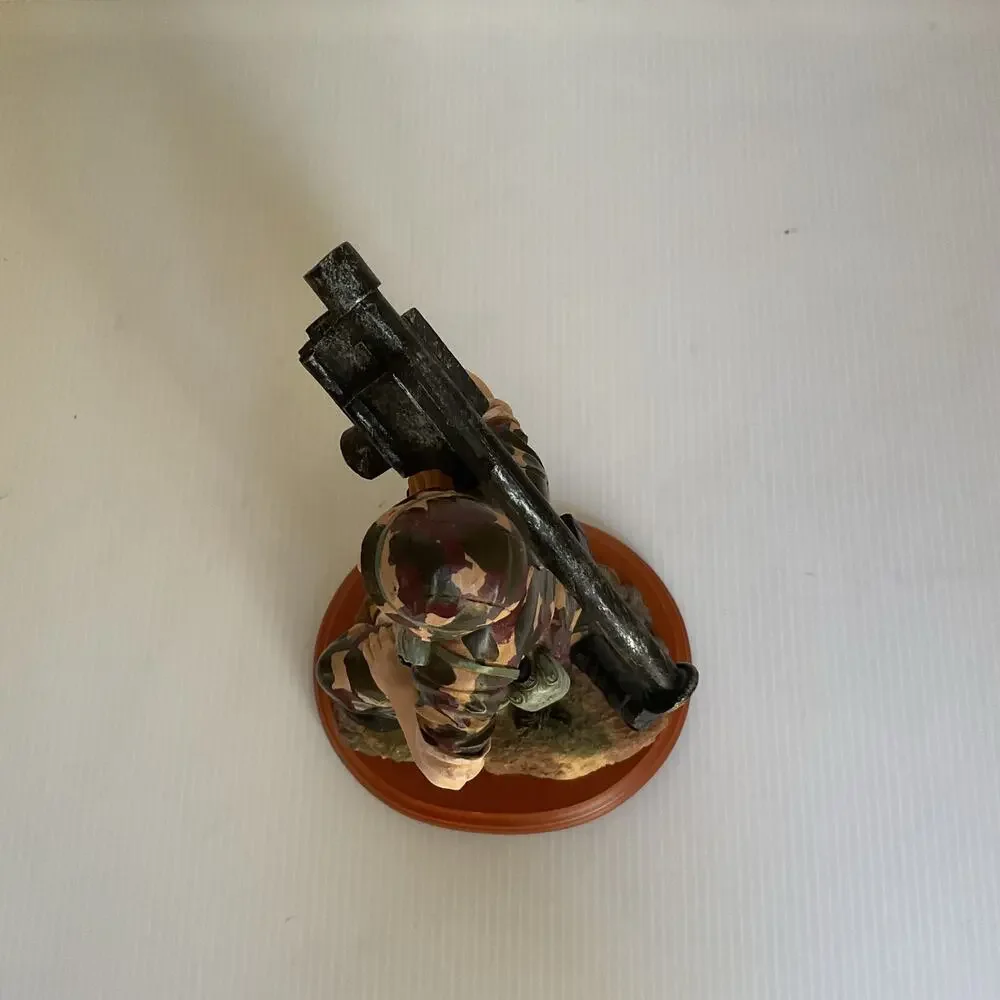 American Heroes Vanmark 1999 “Stinger Defense” Soldier Figurine Limited Edition - Picture 8 of 8